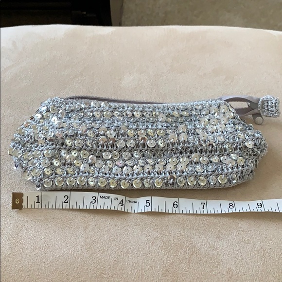 4/$25🦋 Frankie and Johnnie Sequin zipper pouch - Picture 6 of 6